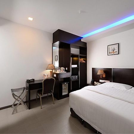 E-Red Hotel Bandar Perda Bukit Mertajam Exteriér fotografie